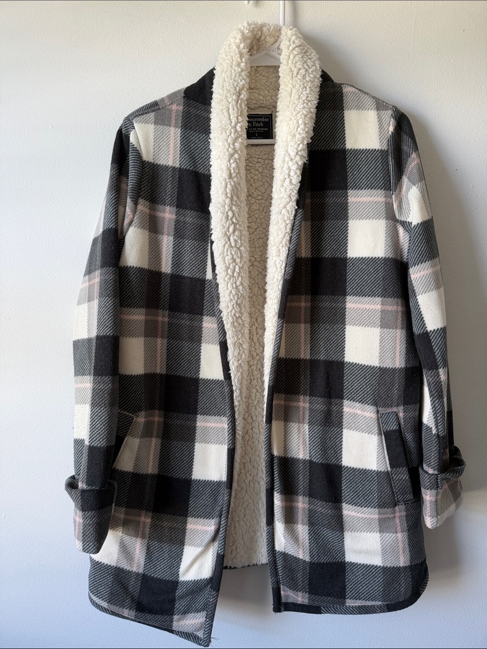 Abercrombie & Fitch Plaid Teddy-Lined Jacket - Black, White & Light Pink